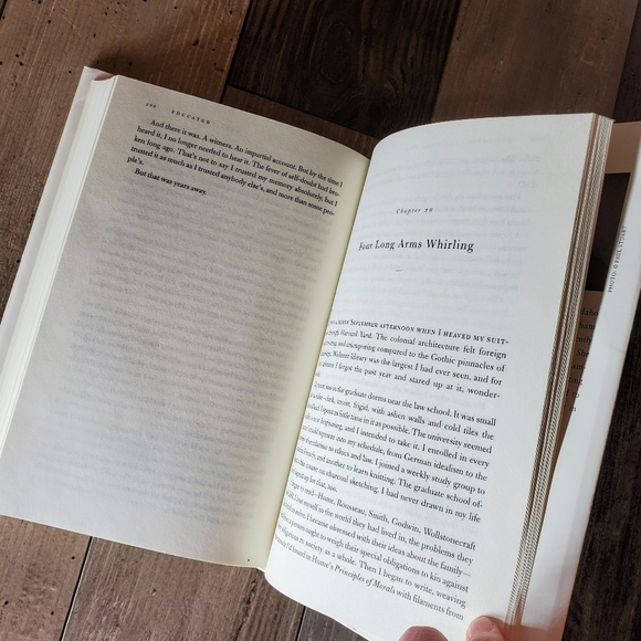 Educated A Memoir Hard Cover Book by Tara Westover #1 New York Times Bestseller - Picture 3 of 11